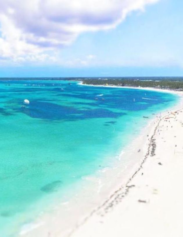 Los Corales Beach